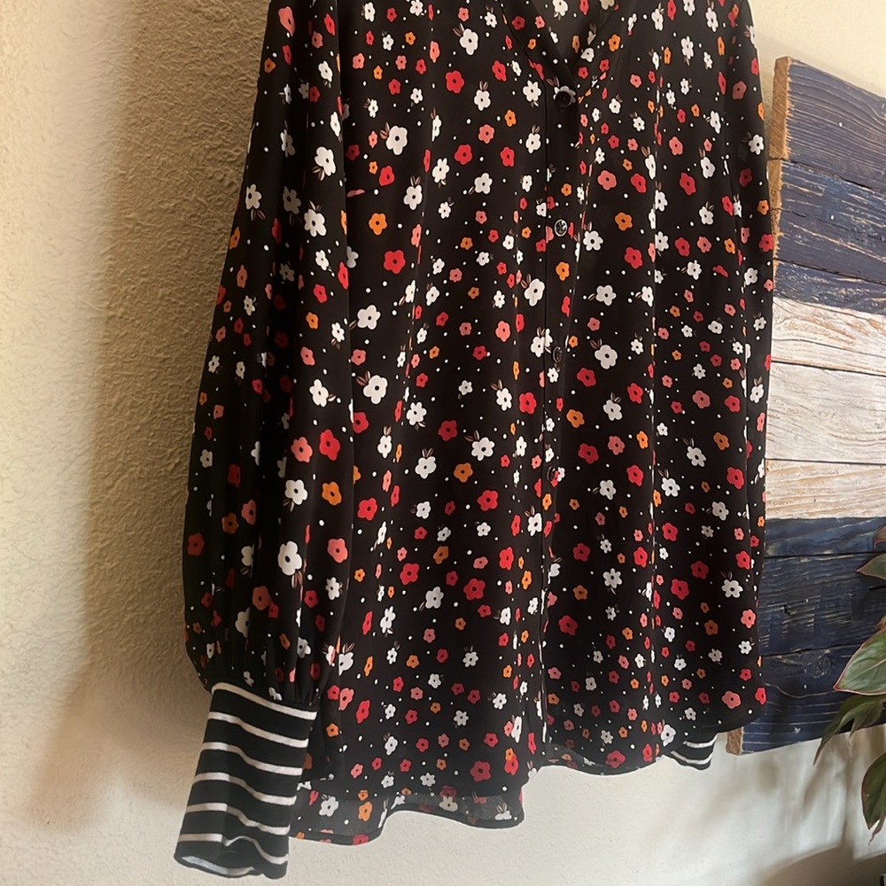 CaBi button down - Picture 3 of 9